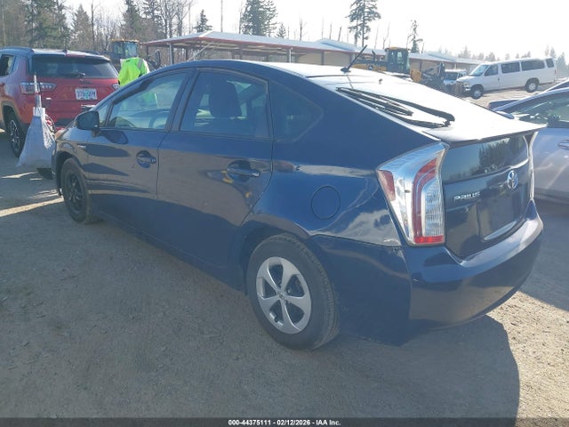 JTDKN3DU8F1862734 Toyota Prius Two