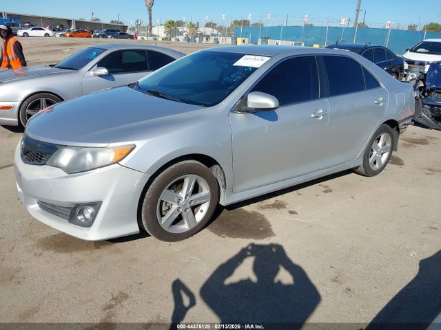 Toyota CAMRY SE 2014 4T1BF1FKXEU396648 Image 2