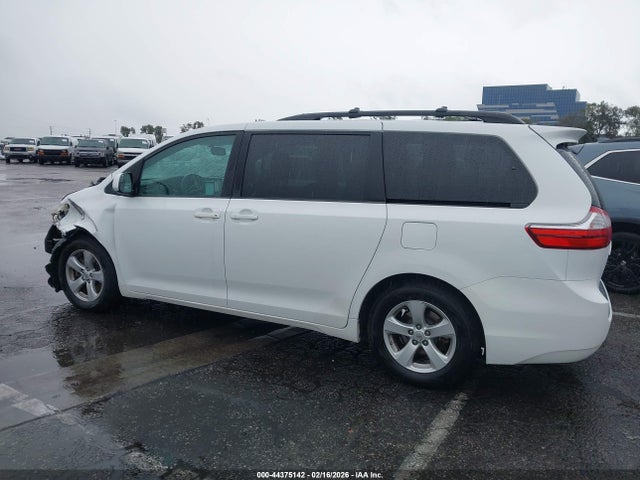 Toyota Sienna Le 8 Passenger 2015 5TDKK3DC9FS553972 Image 14