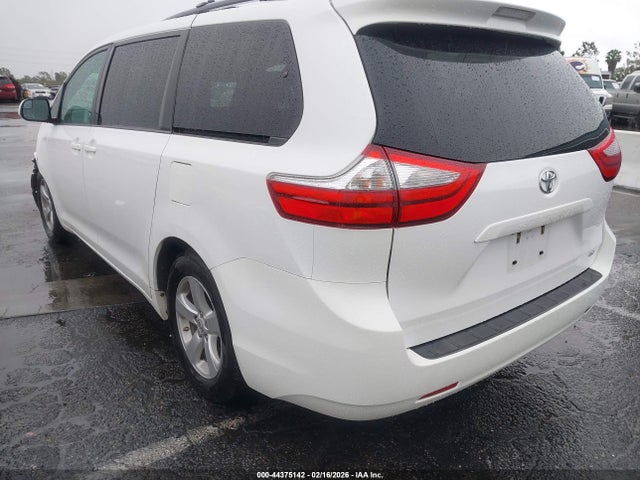 Toyota Sienna Le 8 Passenger 2015 5TDKK3DC9FS553972 Image 3