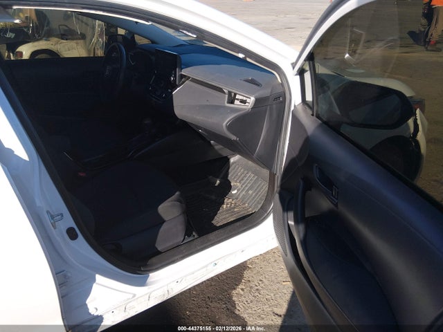 Toyota Corolla Hybrid Le 2022 JTDEAMDE7N3013155 Image 5
