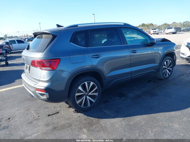 2023 VOLKSWAGEN TAOS 3VVSX7B27PM372388 Photo 3