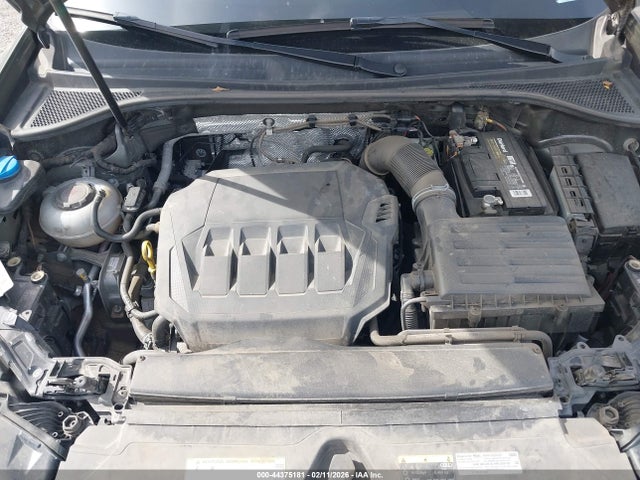 Продажа на аукционе авто 2020 Audi Q3 Premium 45 Tfsi S Line Quattro Tiptronic, vin: WA1DECF32L1026338, номер лота: 44375181