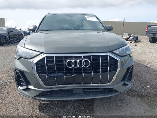 Продажа на аукционе авто 2020 Audi Q3 Premium 45 Tfsi S Line Quattro Tiptronic, vin: WA1DECF32L1026338, номер лота: 44375181