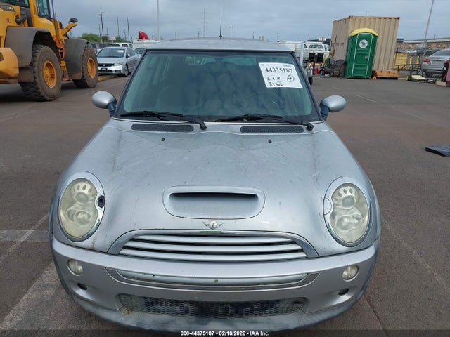 2006 MINI COOPER S WMWRE33506TJ34559 Photo 5