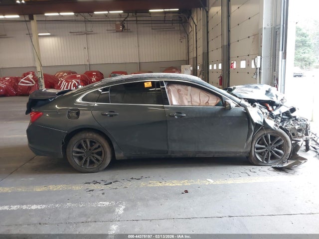1G1ZE5ST4HF271870 Chevrolet MALIBU 1LT