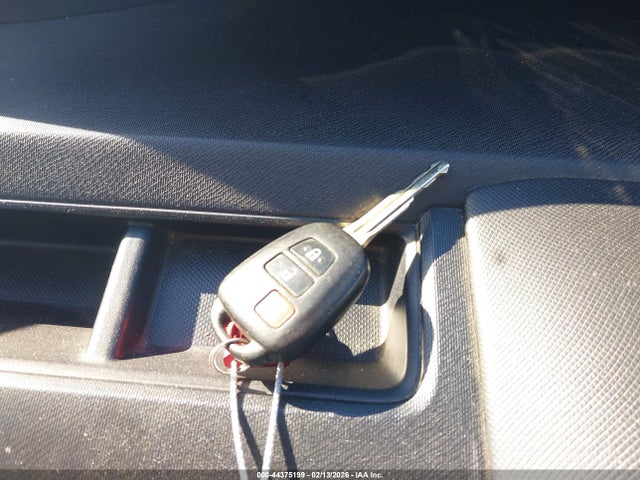 Toyota Prius C Two 2014 JTDKDTB39E1085136 Image 11