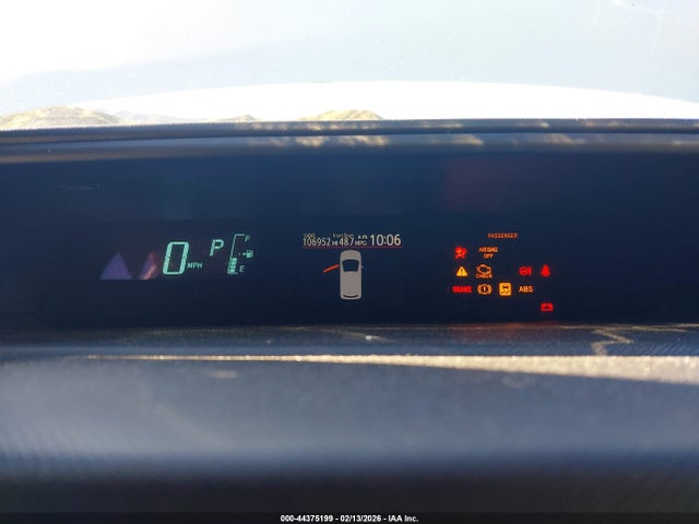 Toyota Prius C Two 2014 JTDKDTB39E1085136 Image 7