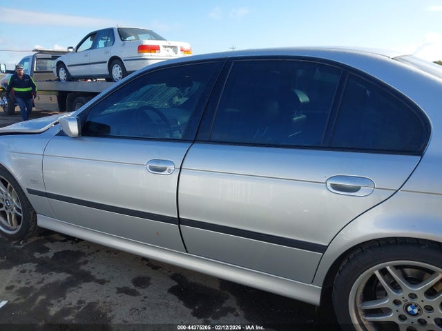44375205 :رقم المزاد ، WBADN53453GF71106 vin ، 2003 Bmw 540i مزاد بيع