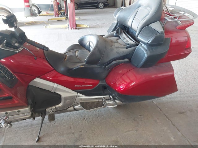 2016 HONDA GL1800 JH2SC68G6GK401806 Photo 8