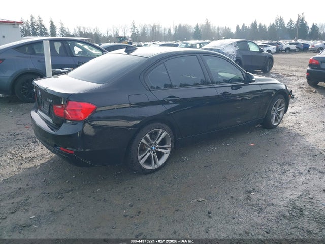 BMW 328i Xdrive 2015 WBA3B5C59FF960965 Image 4