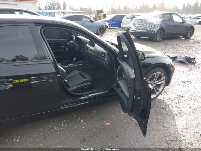BMW 328i Xdrive 2015 WBA3B5C59FF960965 Image 5
