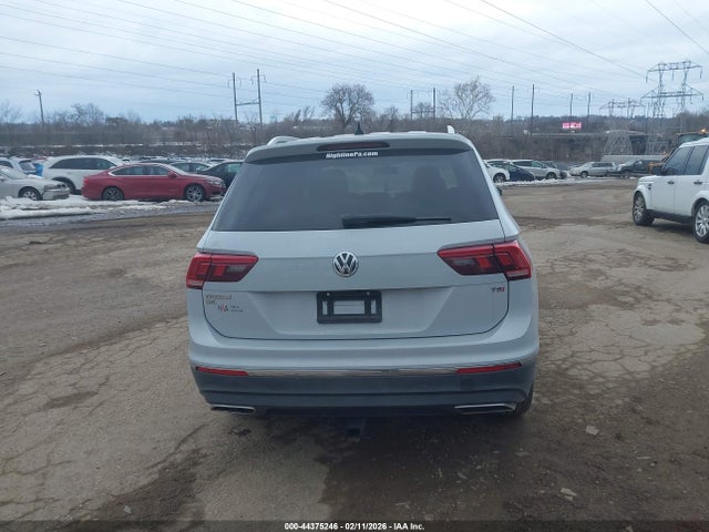 44375246 :رقم المزاد ، 3VV3B7AX5JM039078 vin ، 2018 Volkswagen Tiguan 2.0t Se/2.0t Sel مزاد بيع