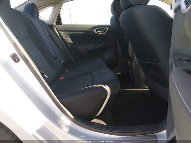 3N1AB7AP8JL639284 Nissan SENTRA SV
