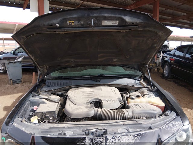 2019 Chrysler 300 300s მანქანა იყიდება აუქციონზე, vin: 2C3CCABG2KH585459, აუქციონის ნომერი: 44375255