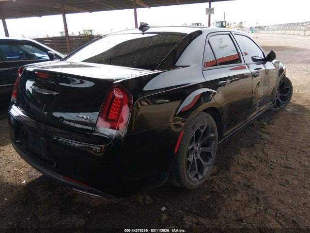 2019 Chrysler 300 300s მანქანა იყიდება აუქციონზე, vin: 2C3CCABG2KH585459, აუქციონის ნომერი: 44375255