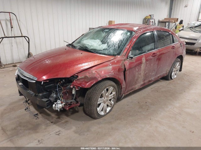 44375265 :رقم المزاد ، 1C3BC1FB2BN584197 vin ، 2011 Chrysler 200 Touring مزاد بيع
