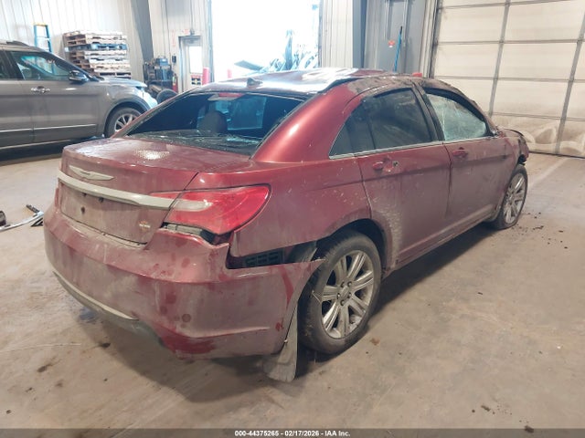 44375265 :رقم المزاد ، 1C3BC1FB2BN584197 vin ، 2011 Chrysler 200 Touring مزاد بيع