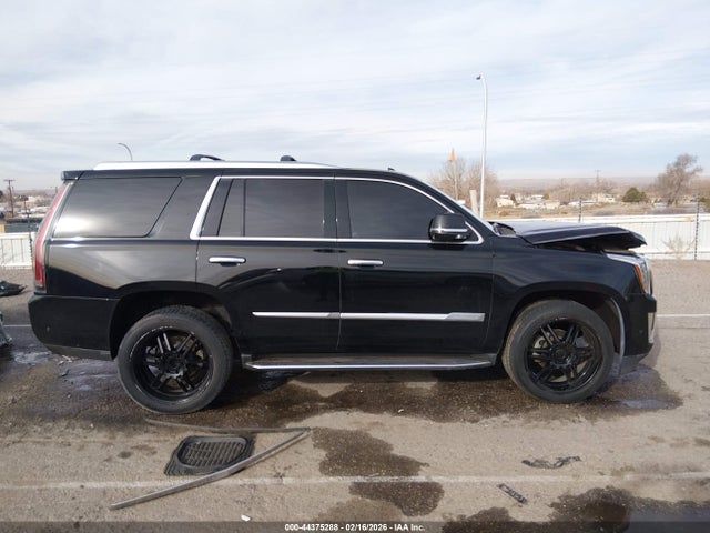 1GYS4BKJ9HR133260 Cadillac Escalade Luxury