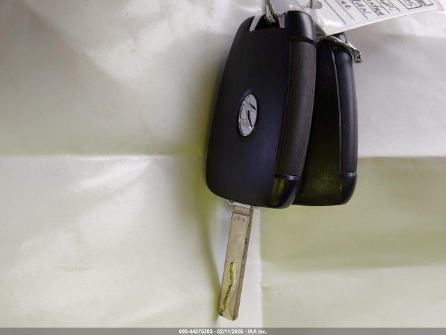 KMHLL4AG6PU596995 Hyundai ELANTRA SE