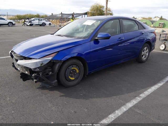 KMHLL4AG6PU596995 Hyundai ELANTRA SE