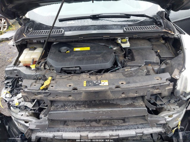 1FMCU9GX9GUC80928 Ford ESCAPE SE