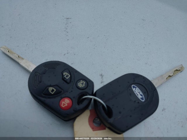 1FMCU9GX9GUC80928 Ford ESCAPE SE