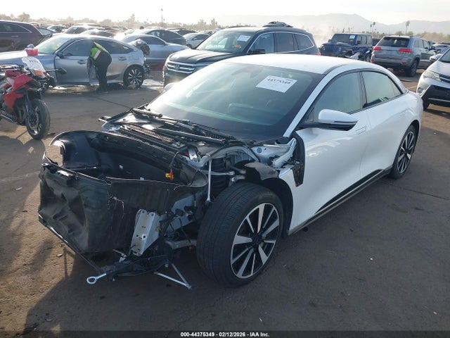 Lucid Air Touring 2024 50EA1TEA0RA002435 Image 2