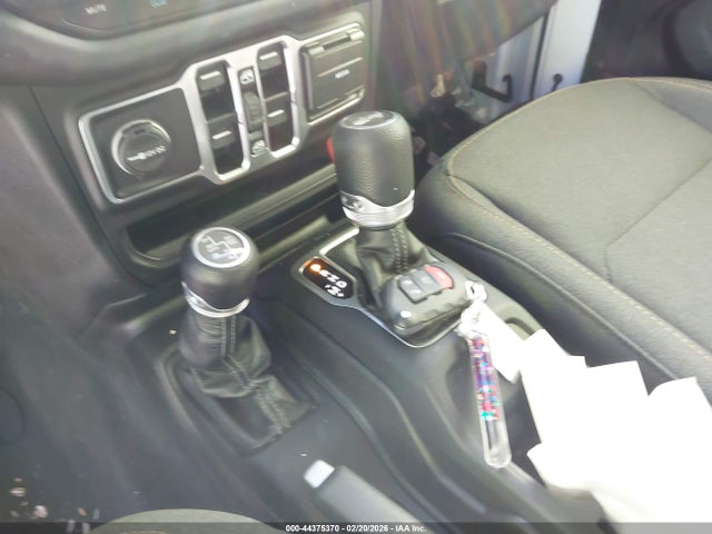 1C4RJXP67SW557415 Jeep Wrangler 4xe Sahara 4xe