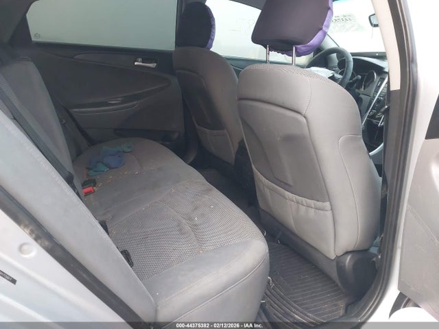 2013 Hyundai Sonata Gls მანქანა იყიდება აუქციონზე, vin: 5NPEB4AC6DH715017, აუქციონის ნომერი: 44375382