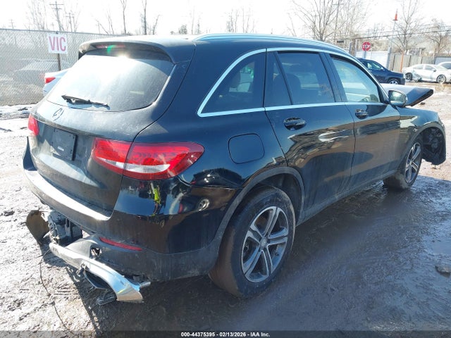 2016 Mercedes-benz Glc 300 მანქანა იყიდება აუქციონზე, vin: WDC0G4JBXGF036332, აუქციონის ნომერი: 44375395