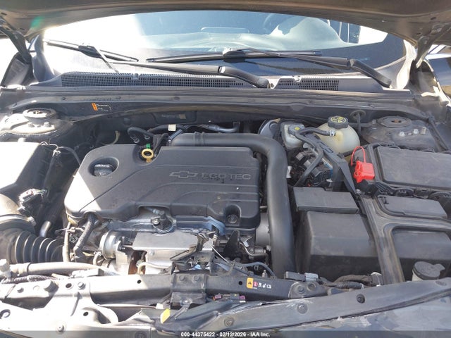 1G1ZD5ST8JF141258 Chevrolet MALIBU LT