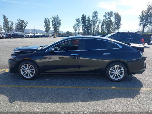 1G1ZD5ST8JF141258 Chevrolet MALIBU LT