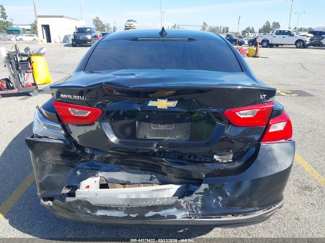 1G1ZD5ST8JF141258 Chevrolet MALIBU LT