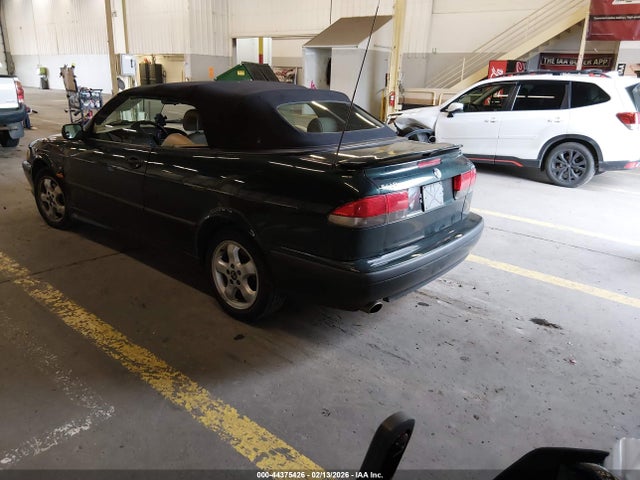 2000 SAAB 9-3 YS3DF78K9Y7006728 Photo 2