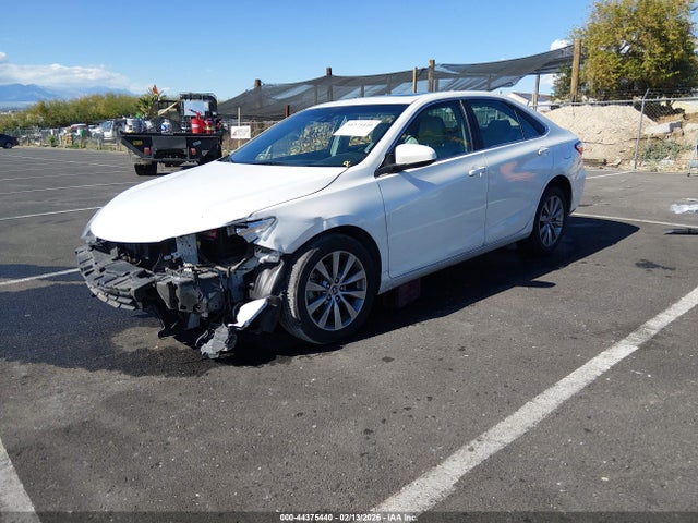 4T1BF1FK0FU918964 Toyota CAMRY XLE