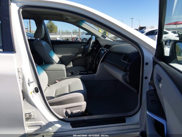 4T1BF1FK0FU918964 Toyota CAMRY XLE