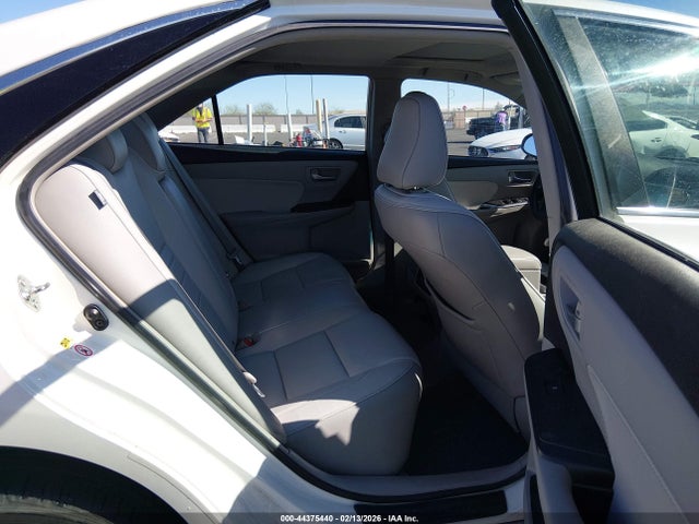 4T1BF1FK0FU918964 Toyota CAMRY XLE