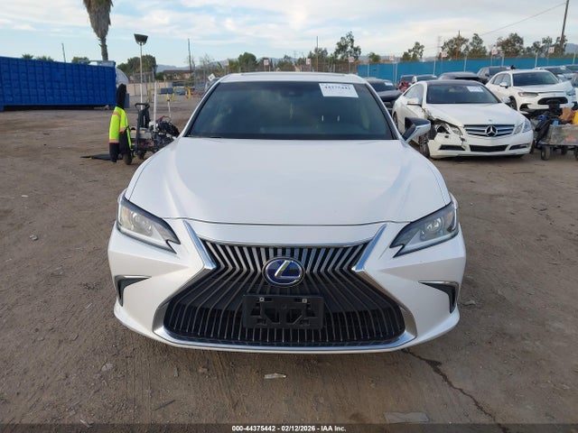 44375442 :رقم المزاد ، 58ACA1C17MU010211 vin ، 2021 Lexus Es 300h مزاد بيع