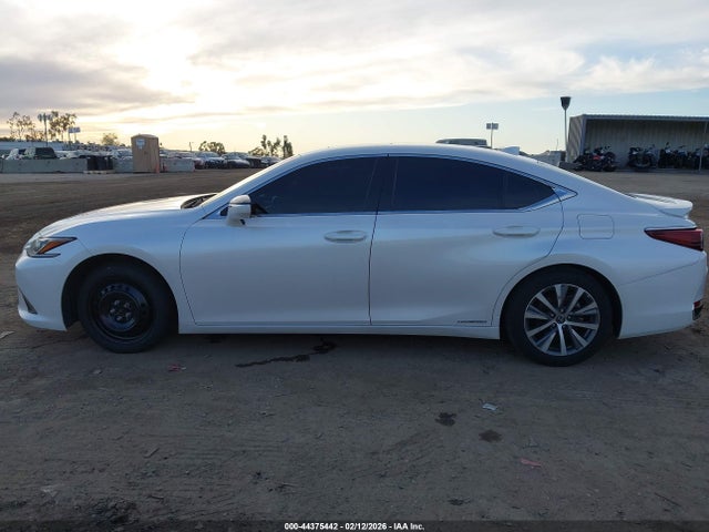 44375442 :رقم المزاد ، 58ACA1C17MU010211 vin ، 2021 Lexus Es 300h مزاد بيع