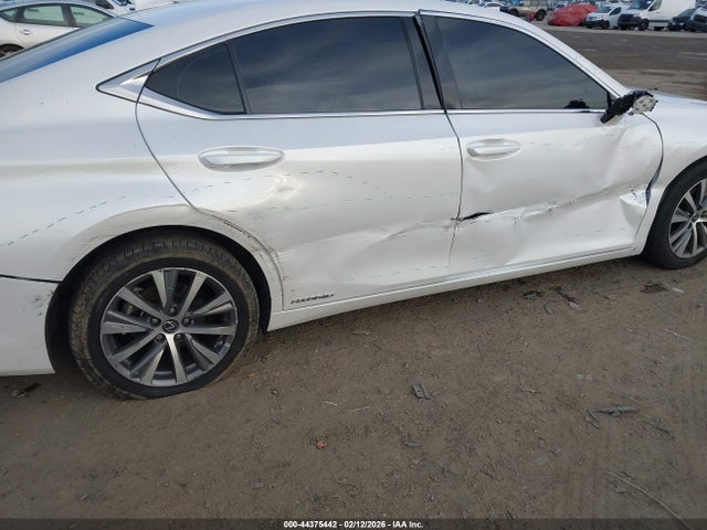 44375442 :رقم المزاد ، 58ACA1C17MU010211 vin ، 2021 Lexus Es 300h مزاد بيع