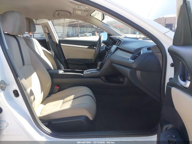 2HGFC2F54JH582604 Honda Civic Lx