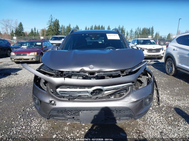 W1N4M4HB7LW025846 Mercedes-Benz Glb 250 4matic