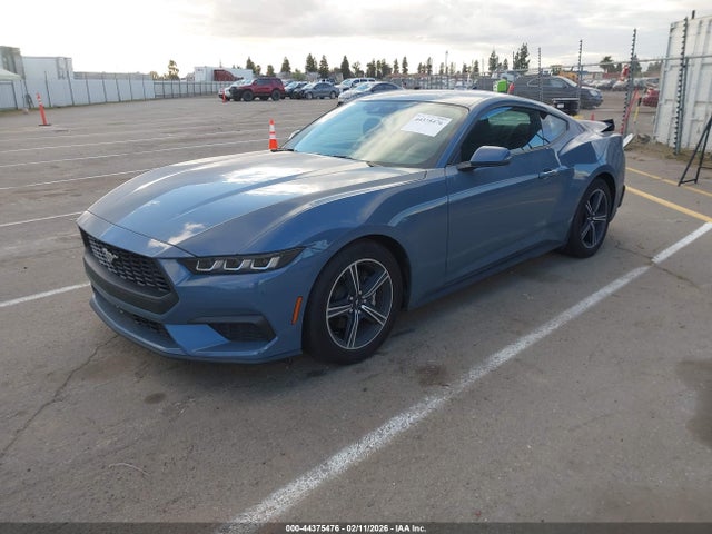 Ford Mustang Ecoboost Fastback 2025 1FA6P8TH0S5103596 Image 2