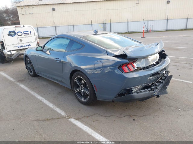 Ford Mustang Ecoboost Fastback 2025 1FA6P8TH0S5103596 Image 3