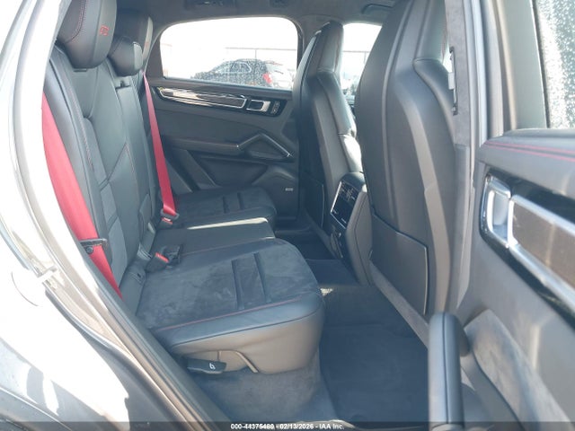 WP1BG2AY9NDA55257 Porsche Cayenne Coupe Gts