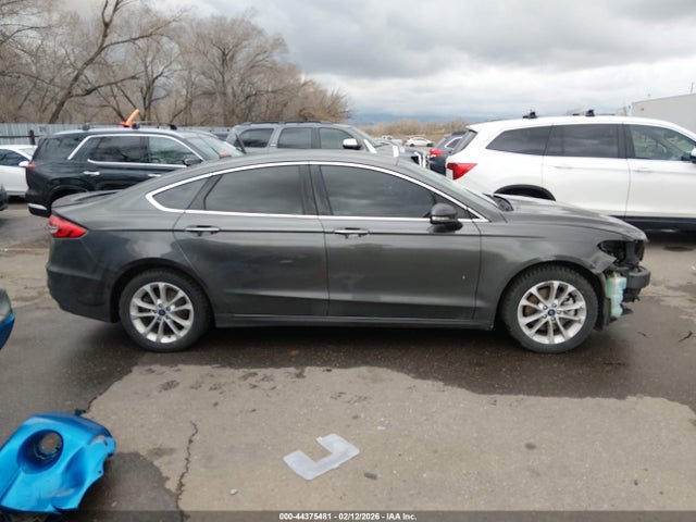 Ford Fusion Energi Titanium 2019 3FA6P0SU8KR232280 Image 14