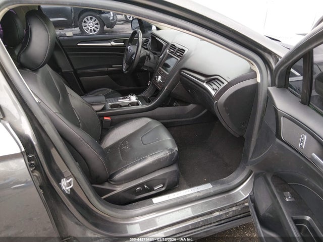 2019 FORD FUSION ENERGI 3FA6P0SU8KR232280 Photo 4