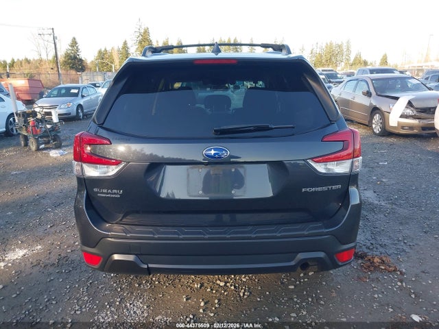 Subaru Forester Premium 2019 JF2SKAGC6KH536126 Image 16