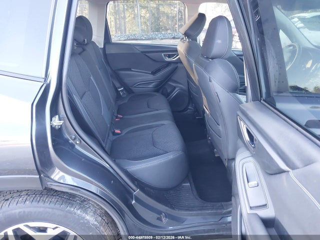 Subaru Forester Premium 2019 JF2SKAGC6KH536126 Image 18